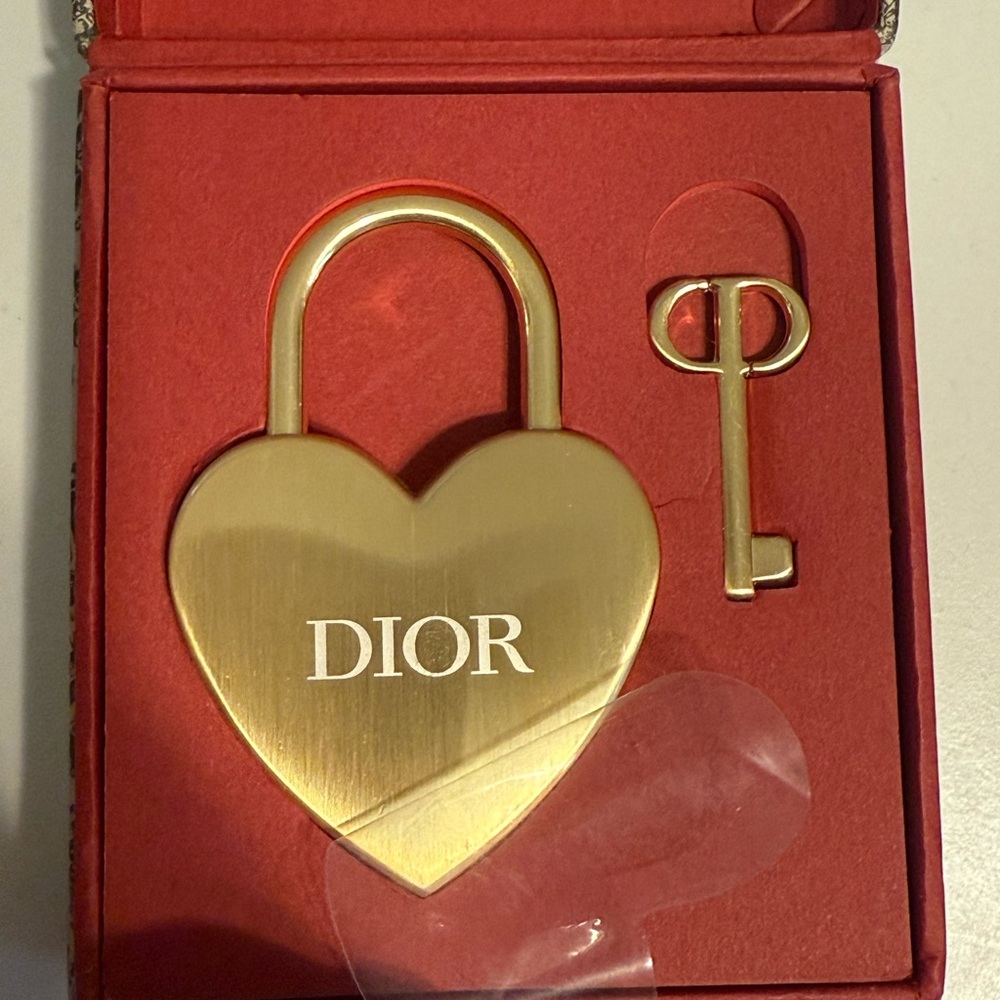 Christian Dior Lock & key set
